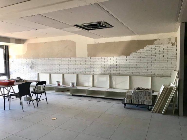 Expecting to open 28th May.
 Week IV/ Shopfitting.